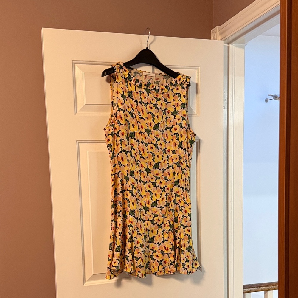 Doen floral dress size M